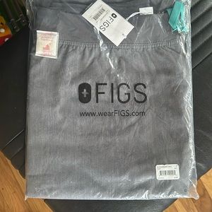 FIGS never worn grey pants women size L